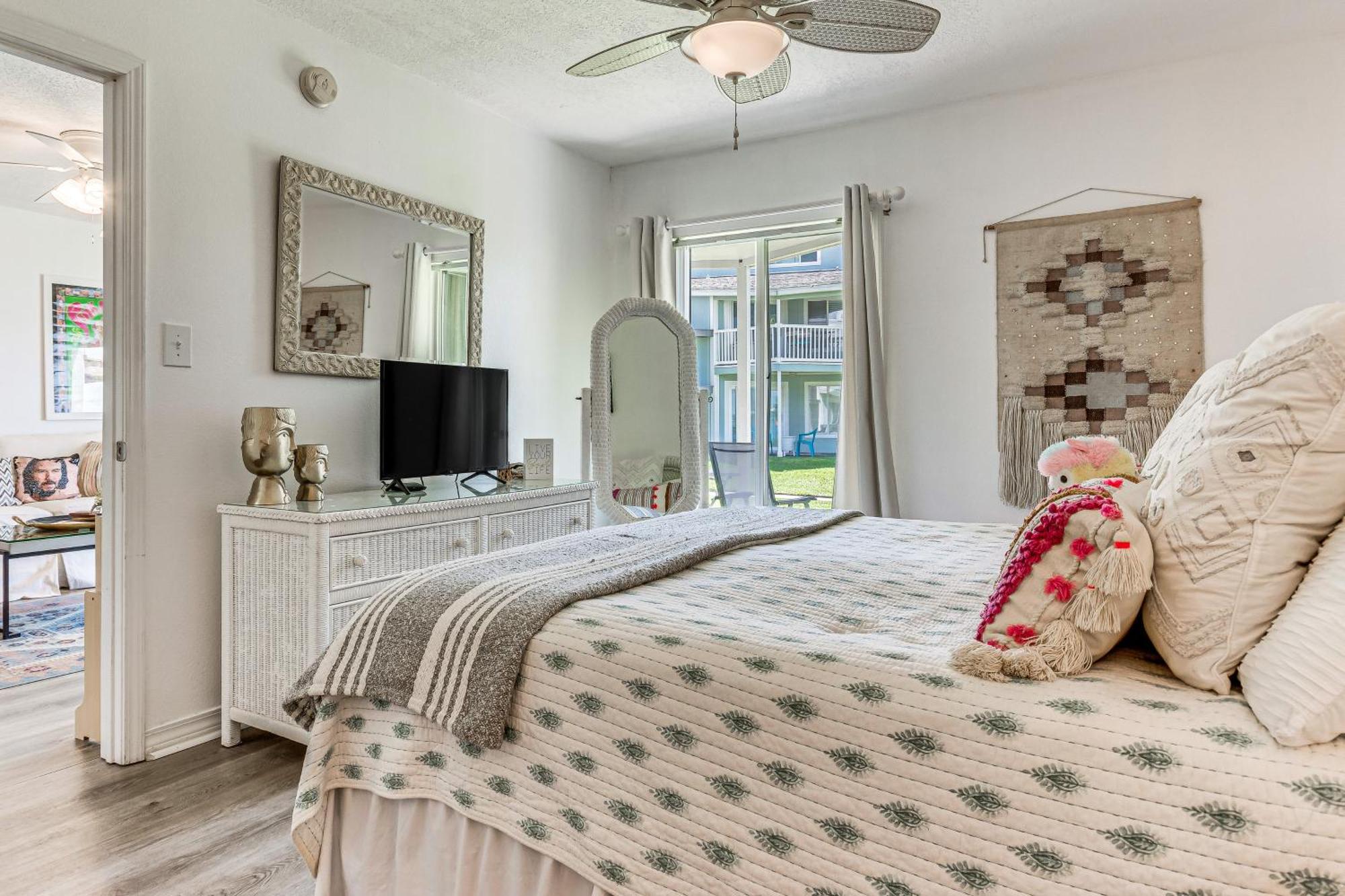 Eco-Bungalow Condo Pensacola Beach Access! Екстер'єр фото